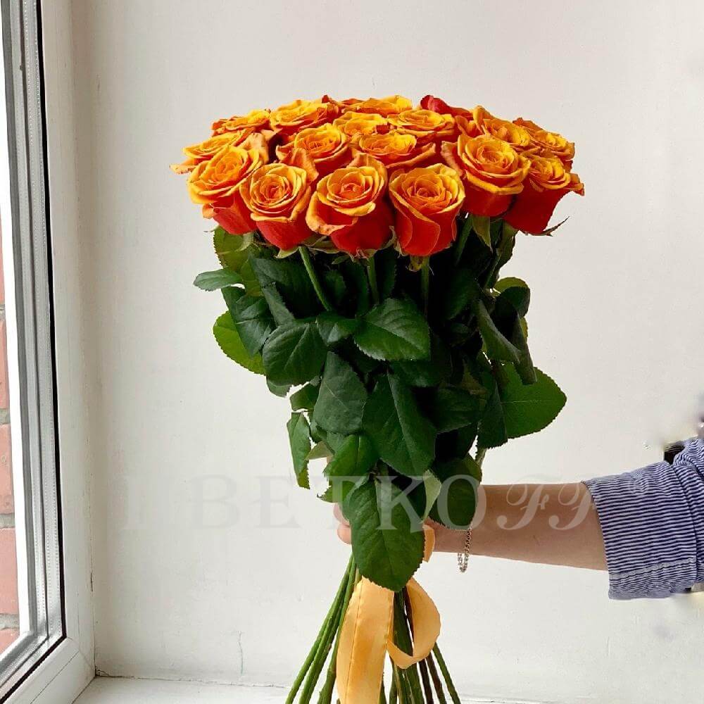 Букет "25 Оранжевых роз" - Цветочный салон ЦветкоFF Тюмень